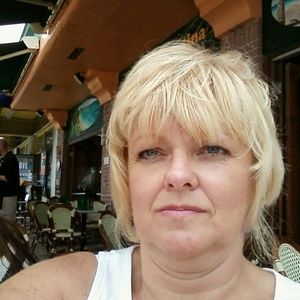 Meet your Posher, Yvette